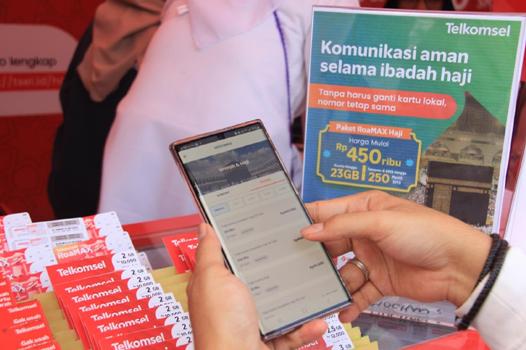 Mudahkan Layanan Komunikasi  Jamaah Haji, Telkomsel Hadir di Posko Haji Padang, Batam, dan Pekanbaru